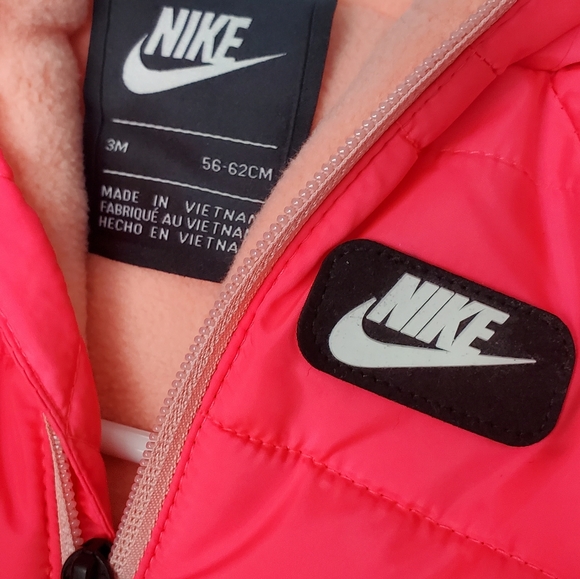 NWT Nike Hot Pink Baby Hooded Puffer Coat Snowsuit - Picture 3 of 5